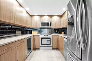 5151 Collins Ave, Miami Beach, FL 33140 - Photo 14