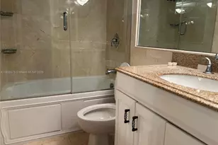 501 Blue Heron Dr, Hallandale Beach, FL 33009 - Photo 16