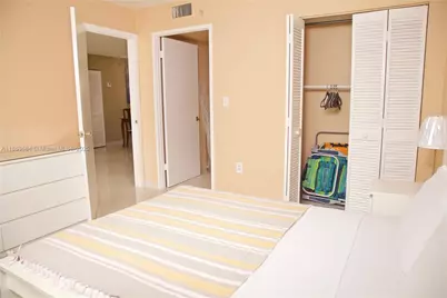 210 174th St #1107, Sunny Isles Beach, FL 33160 - Photo 4