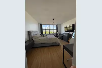 [Address not provided], Hallandale Beach, FL 33009 - Photo 8