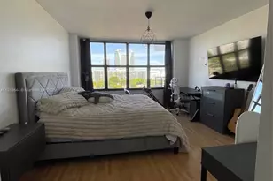 [Address not provided], Hallandale Beach, FL 33009 - Photo 8