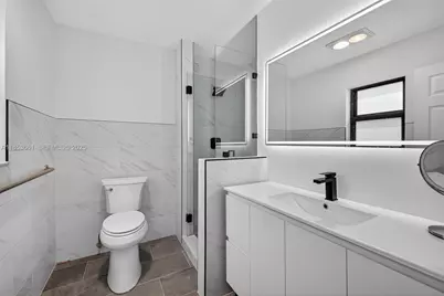 2481 SE 15th St, Pompano Beach, FL 33062 - Photo 24