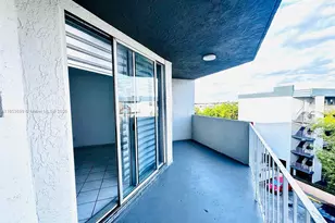 1750 W 46th St, Hialeah, FL 33012 - Photo 16