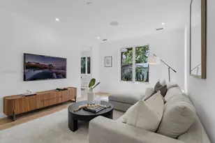 5835 SW 81st St, South Miami, FL 33143 - Photo 10