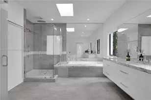 4475 N Meridian Ave, Miami Beach, FL 33140 - Photo 36