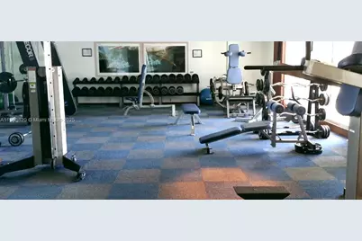 335 S Biscayne Bl #902, Miami, FL 33131 - Photo 24