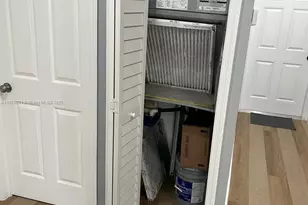 4050 NW 135th St, Opa-Locka, FL 33054 - Photo 8