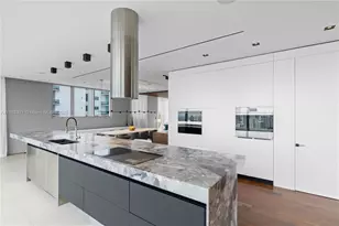 1300 Brickell Bay Dr, Miami, FL 33131 - Photo 26