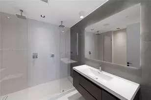 1300 Brickell Bay Dr, Miami, FL 33131 - Photo 54