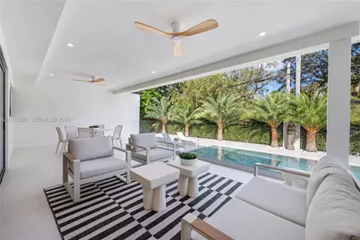 899 NE 71st St, Miami, FL 33138 - Photo 2