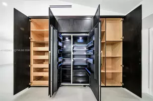 899 NE 71st St, Miami, FL 33138 - Photo 14