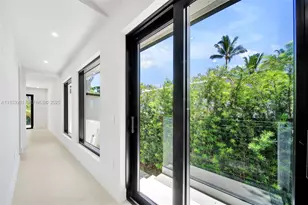 899 NE 71st St, Miami, FL 33138 - Photo 22