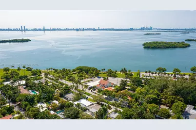 899 NE 71st St, Miami, FL 33138 - Photo 48