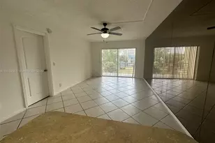 1638 Embassy Dr, West Palm Beach, FL 33401 - Photo 6