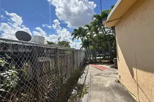 18601 SW 98th Ave, Cutler Bay, FL 33157 - Photo 14