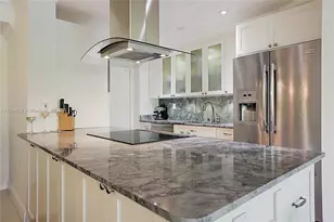 1700 NE 105th St, Miami Shores, FL 33138 - Photo 16