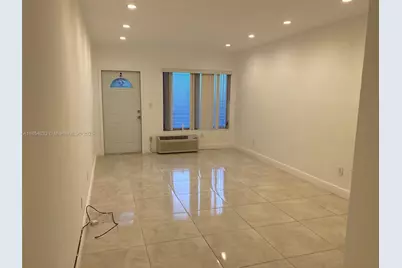 7725 Carlyle Ave #4, Miami Beach, FL 33141 - Photo 8