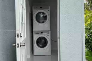 1628 Arthur St, Hollywood, FL 33020 - Photo 20