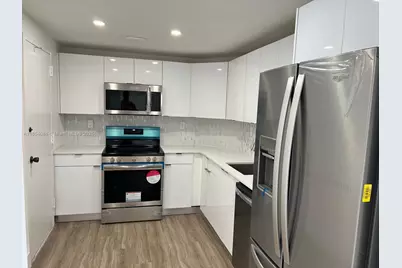 500 Bayview Dr #1120, Sunny Isles Beach, FL 33160 - Photo 8