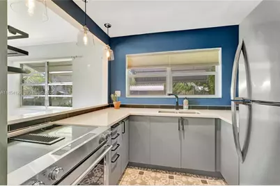 517 S 19th Ave, Hollywood, FL 33020 - Photo 4
