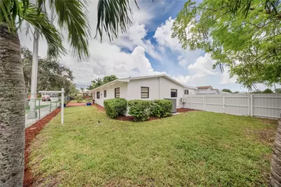 7605 W 6th Ave, Hialeah, FL 33014 - Photo 4
