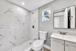 108 SE 23rd St, Fort Lauderdale, FL 33316 - Photo 14