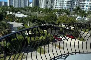 3250 NE 28th St, Fort Lauderdale, FL 33308 - Photo 14