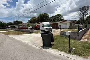 1117 Paseo Ave, Fort Pierce, FL 34982 - Photo 1