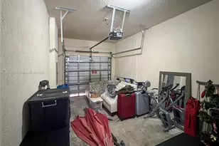 8877 SW 223rd Ln, Cutler Bay, FL 33190 - Photo 12