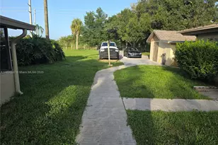 4321 Kirby Loop Rd, Fort Pierce, FL 34981 - Photo 4