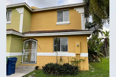 2251 NW 136th Ter #2251, Opa-Locka, FL 33054 - Photo 1