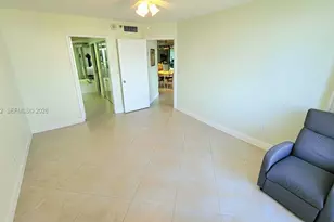 3530 Mystic Pointe Dr, Aventura, FL 33180 - Photo 18