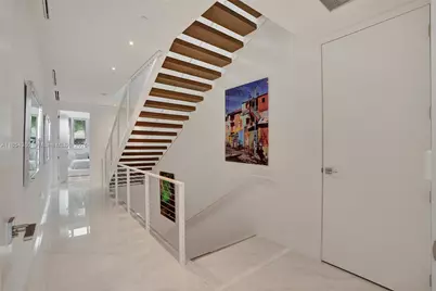 3750 Yacht Club Dr #TH2, Aventura, FL 33180 - Photo 12