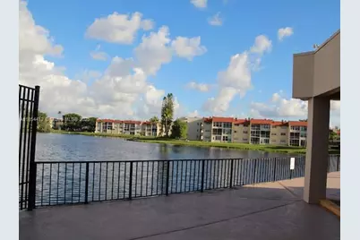 8000 N Sunrise Lakes Dr #309, Sunrise, FL 33322 - Photo 36