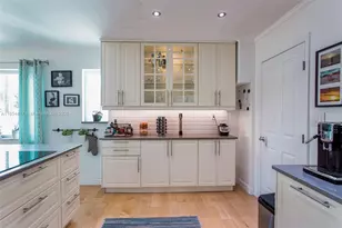 955 Van Buren St, Hollywood, FL 33019 - Photo 12