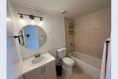 1185 Marseille Dr #309, Miami Beach, FL 33141 - Photo 6