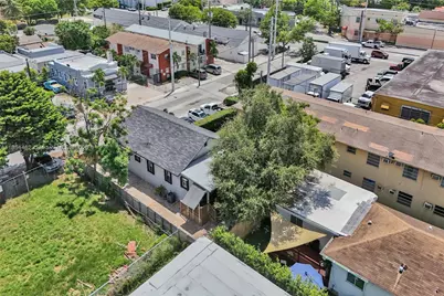 2137 SW 4th St, Miami, FL 33135 - Photo 26