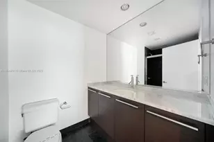 900 Biscayne Blvd, Miami, FL 33132 - Photo 18