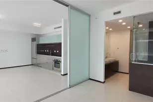 1040 Biscayne Blvd, Miami, FL 33132 - Photo 8