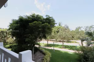 1121 Crandon Blvd, Key Biscayne, FL 33149 - Photo 24