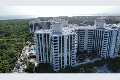 1121 Crandon Blvd #E108, Key Biscayne, FL 33149 - Photo 4