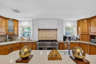 1051 NE 89th St, Miami, FL 33138 - Photo 20