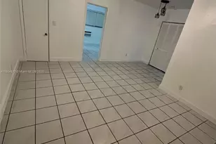 7155 Rue Notre Dame, Miami Beach, FL 33141 - Photo 4