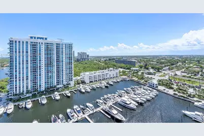 17301 Biscayne Blvd #1907, North Miami Beach, FL 33160 - Photo 4