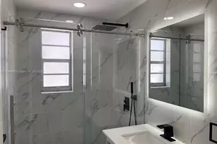 730 12th St, Miami Beach, FL 33139 - Photo 10