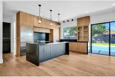 8765 SW 175th St, Palmetto Bay, FL 33157 - Photo 4