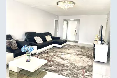 251 174th St #615, Sunny Isles Beach, FL 33160 - Photo 4