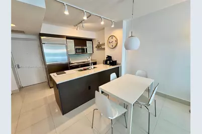 500 Brickell Ave #1204, Miami, FL 33131 - Photo 4