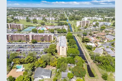 3524 Via Poinciana #302, Lake Worth, FL 33467 - Photo 38