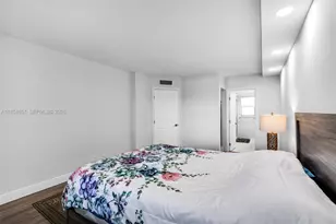 3524 Via Poinciana, Lake Worth, FL 33467 - Photo 16